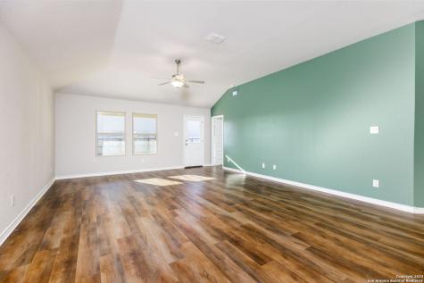 8011 Champion Creek San Antonio TX 78252