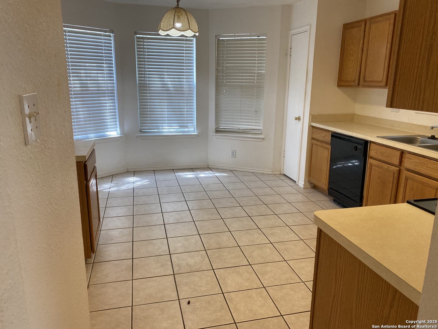 13106 Forum Road Universal City TX 78148