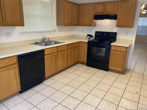 13106 Forum Road Universal City TX 78148