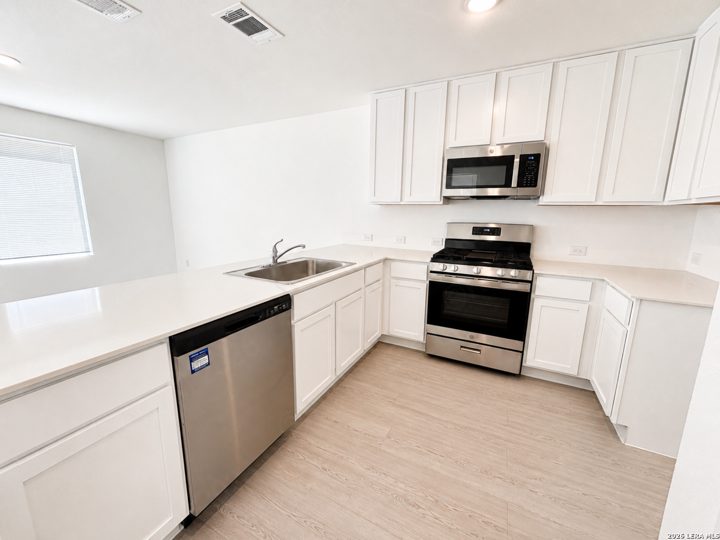 6506 Dali Bend San Antonio TX 78263