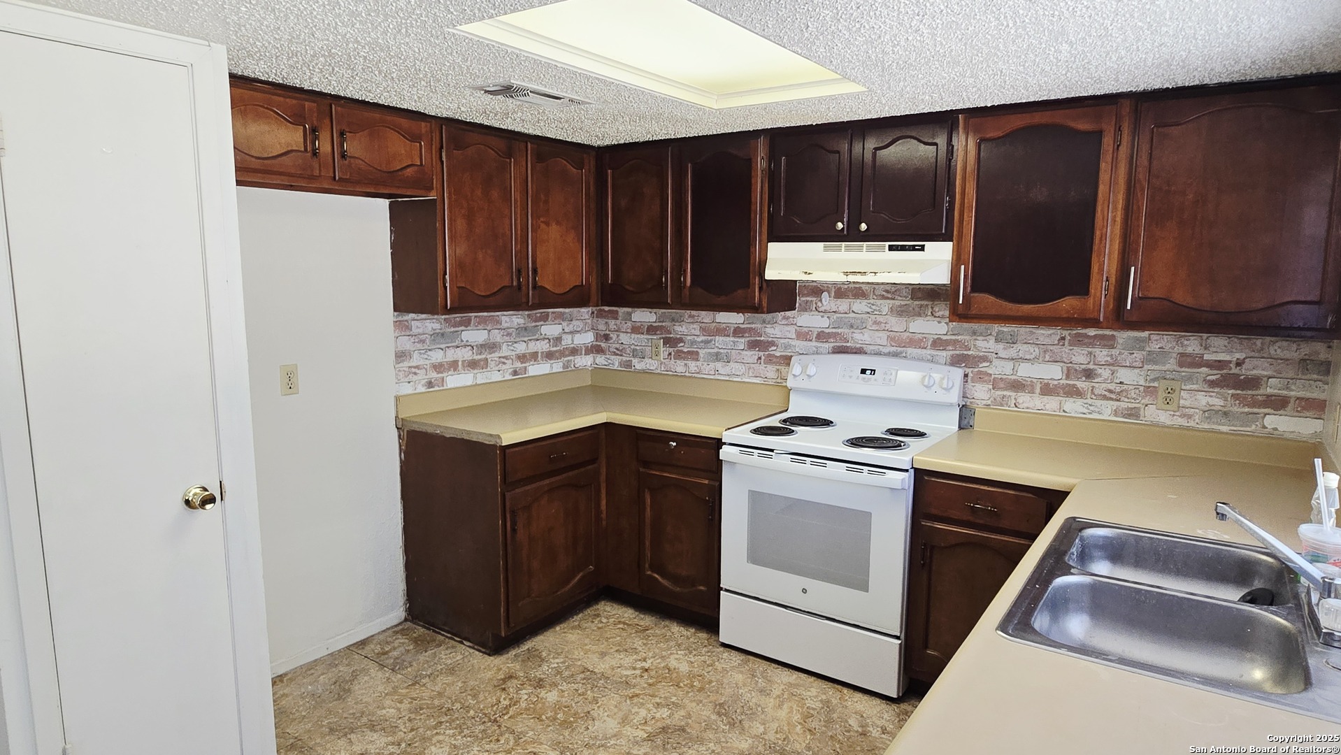 3043 Timber View San Antonio TX 78251