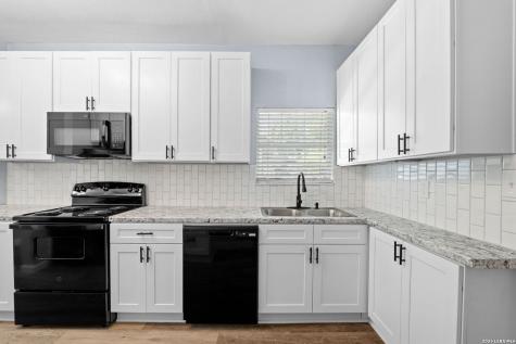 523 Bailey Avenue San Antonio TX 78210