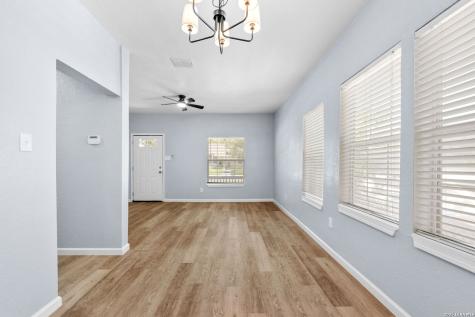 523 Bailey Avenue San Antonio TX 78210