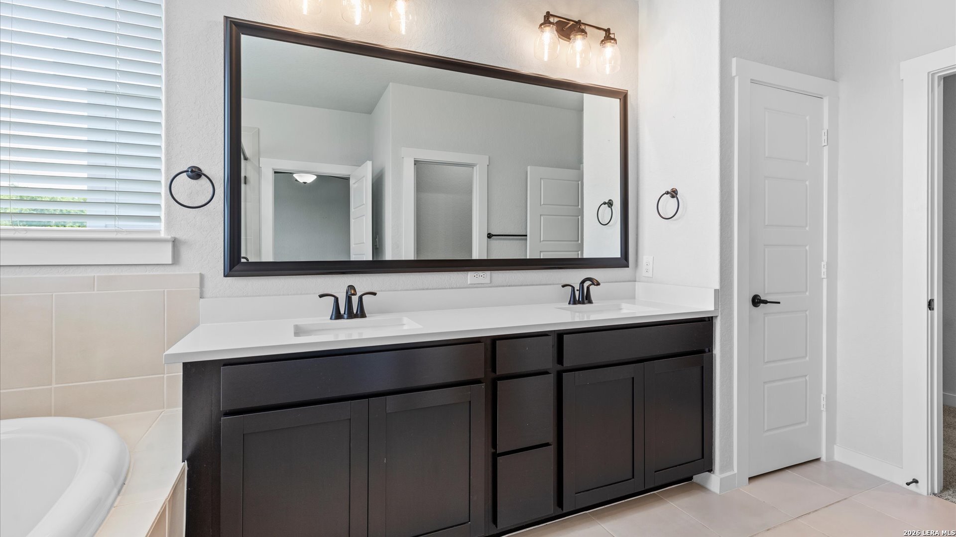 5843 Whitby Road San Antonio TX 78240