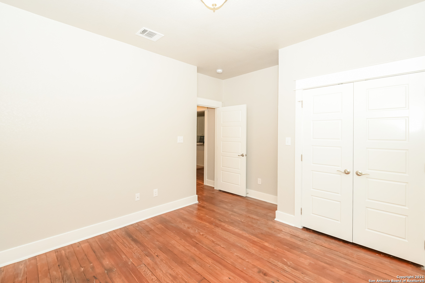 523 Porter Street San Antonio TX 78210
