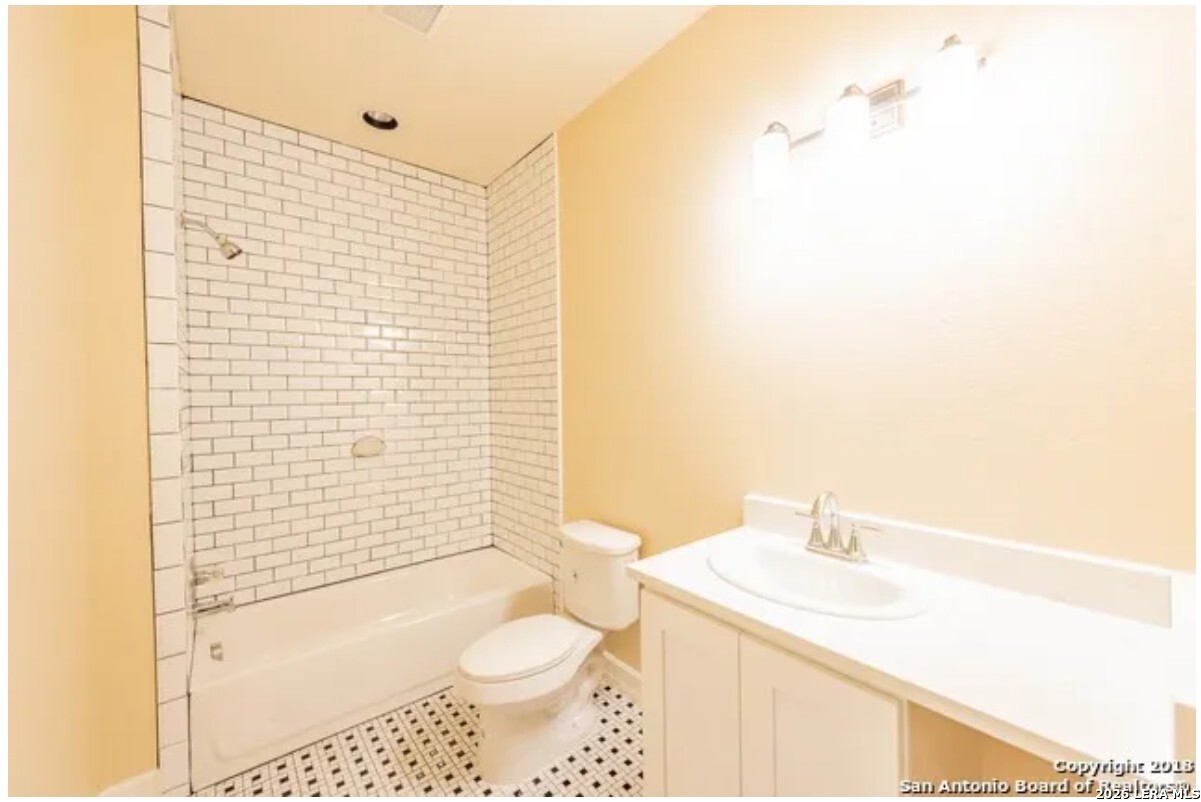 1418 W Hollywood San Antonio TX 78201