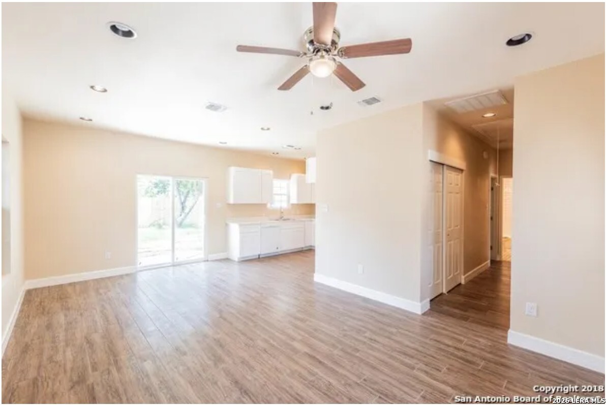 1418 W Hollywood San Antonio TX 78201