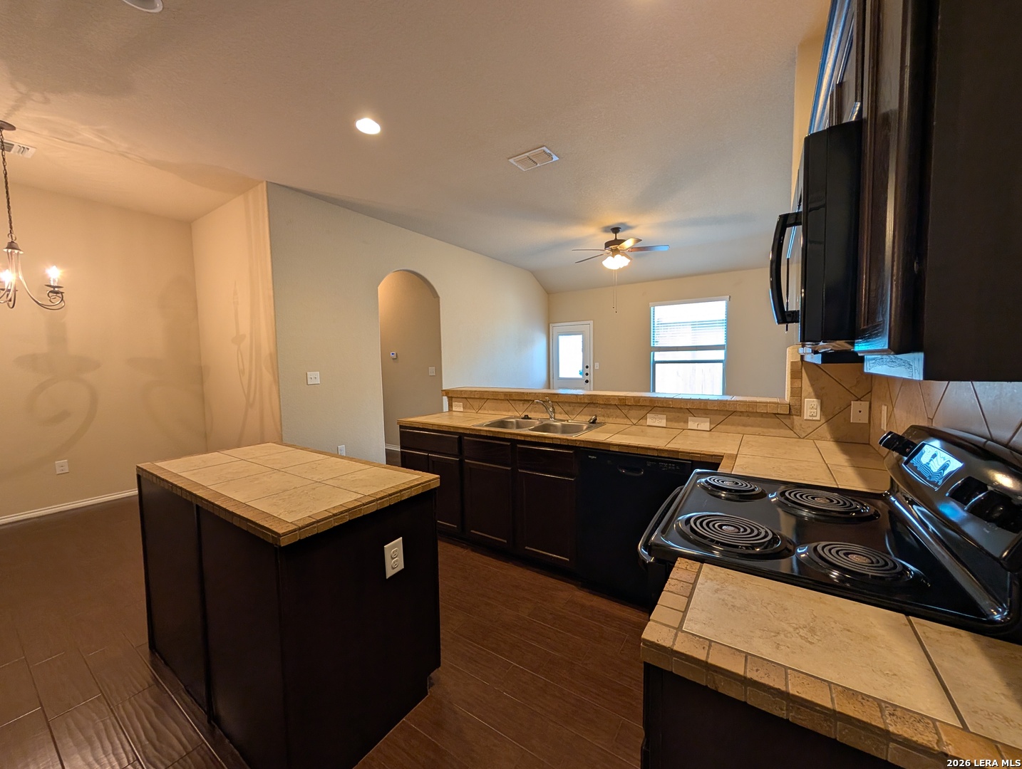 697 Creekside Circle New Braunfels TX 78130