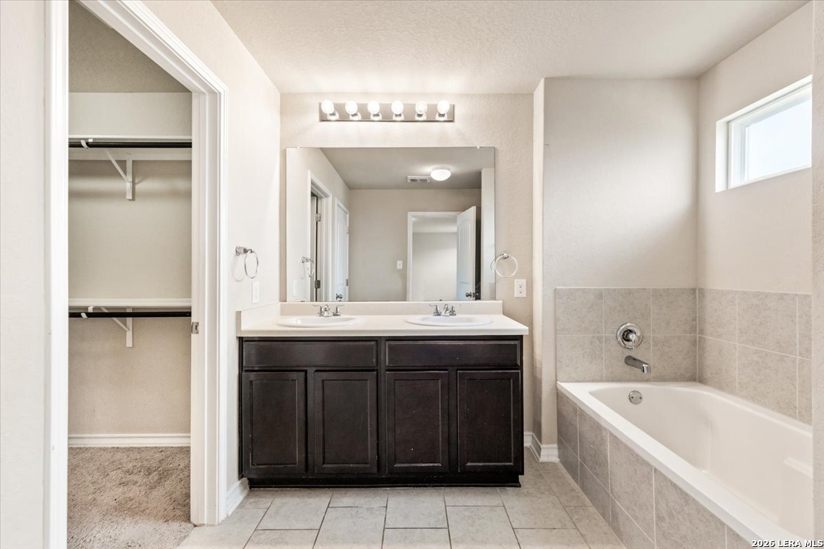 9211 Savoy Sands San Antonio TX 78254