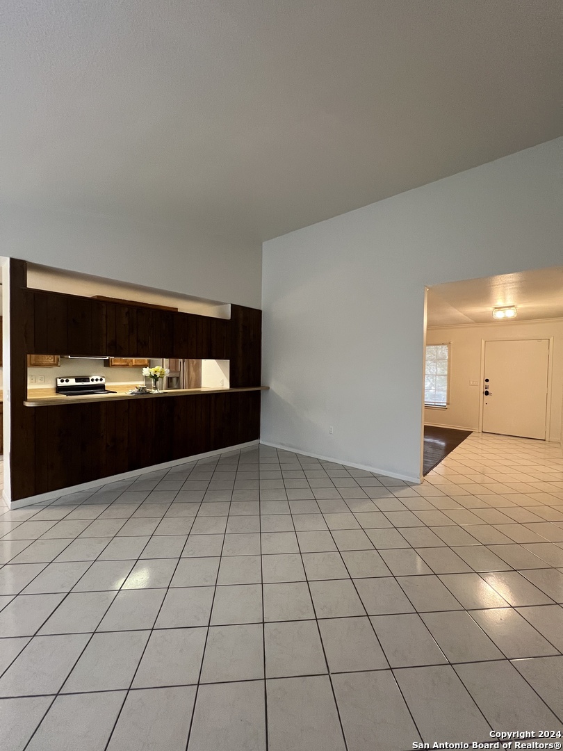9123 Alpine Trail Street San Antonio TX 78250