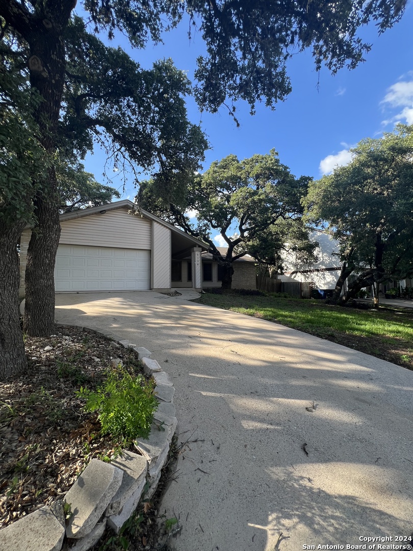 9123 Alpine Trail Street San Antonio TX 78250