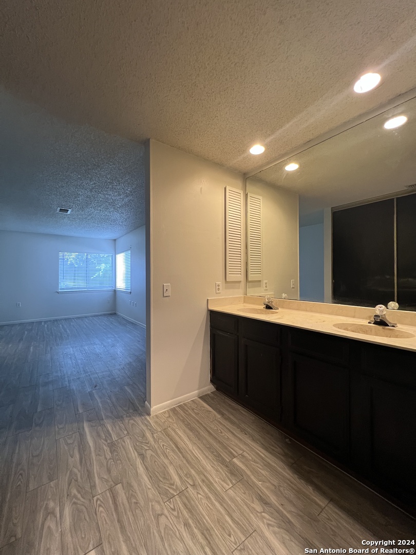 9123 Alpine Trail Street San Antonio TX 78250