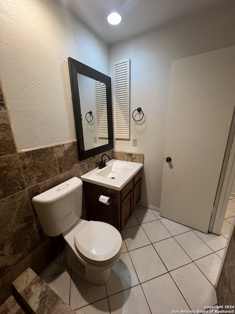 9123 Alpine Trail Street San Antonio TX 78250