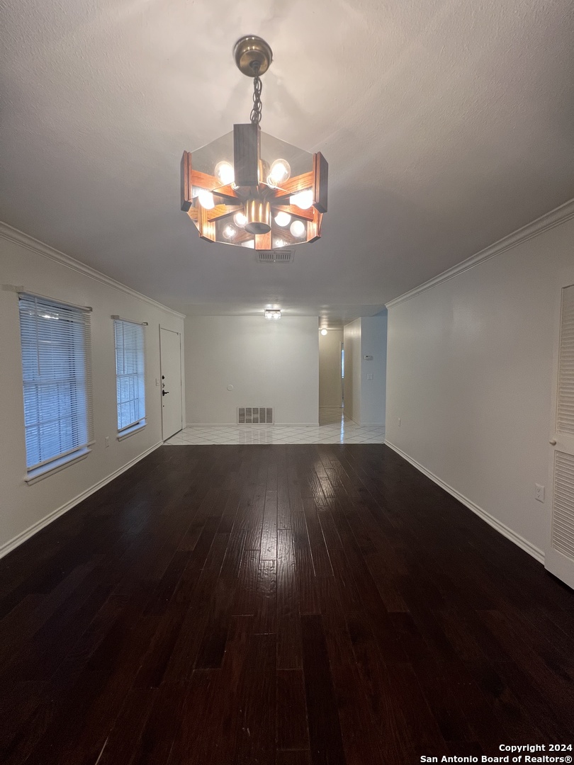 9123 Alpine Trail Street San Antonio TX 78250
