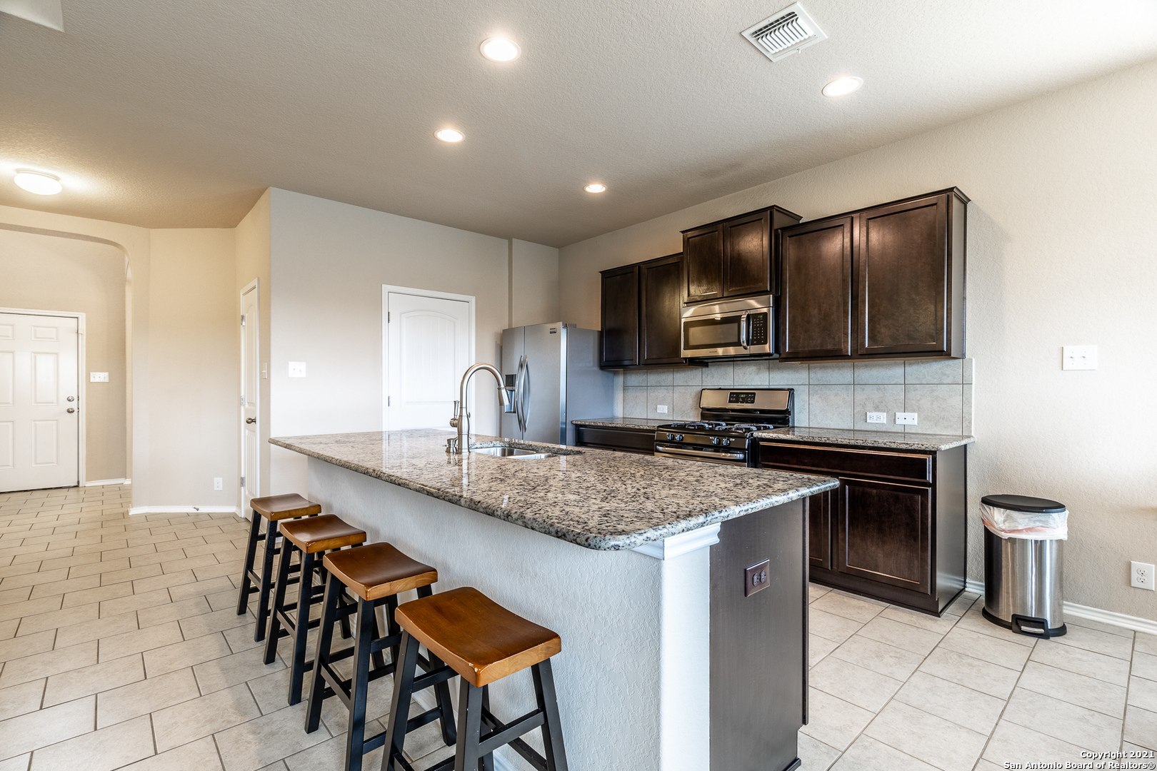 740 Smooth Wine Cibolo TX 78108