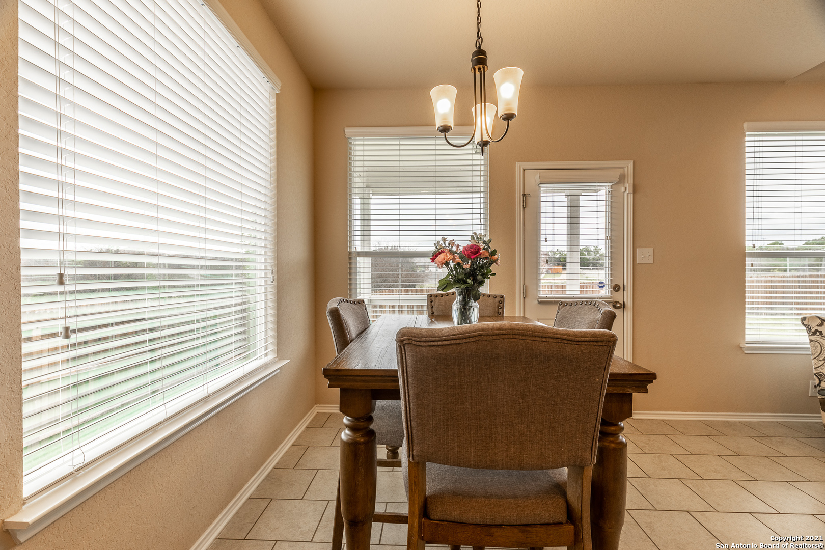 740 Smooth Wine Cibolo TX 78108