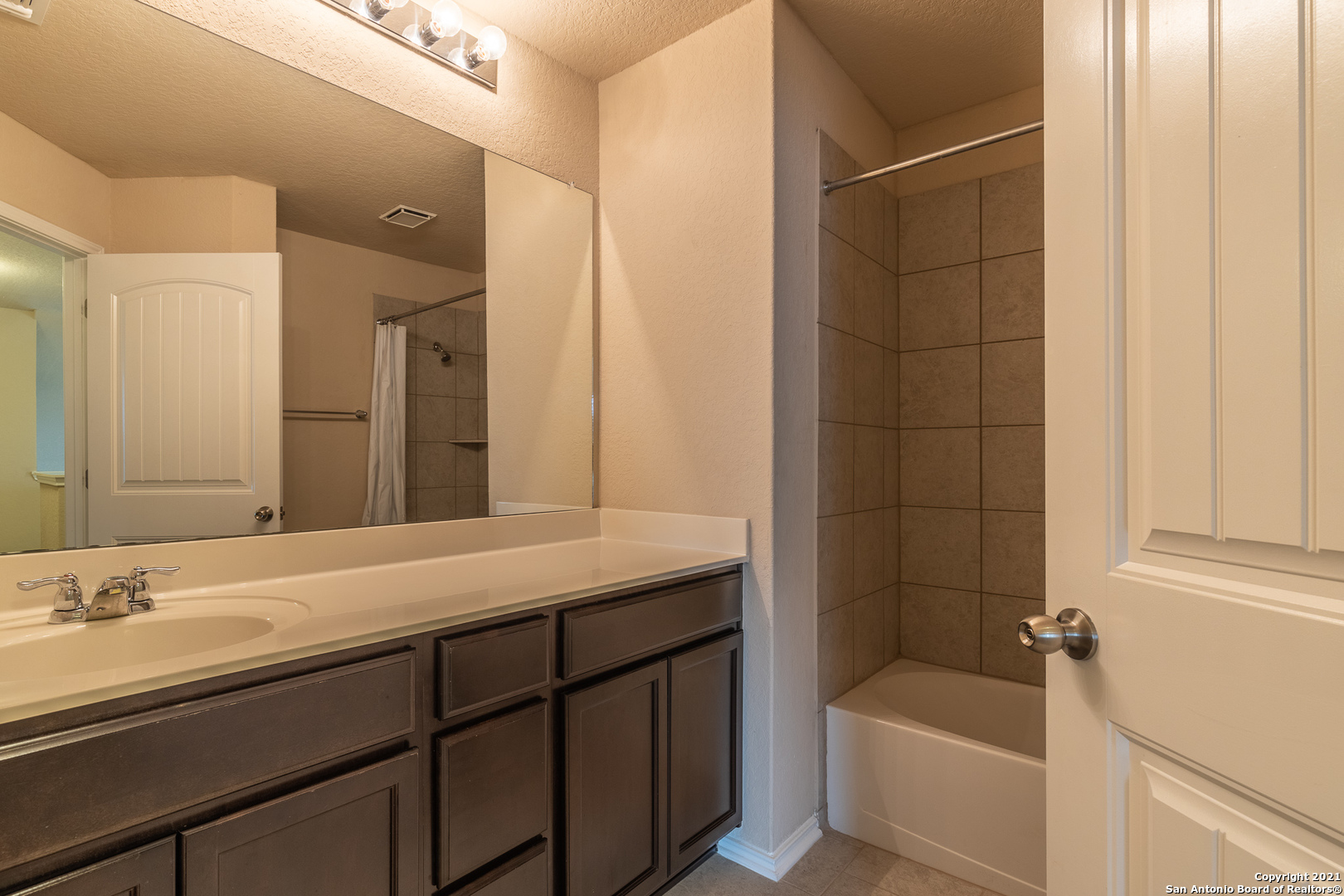 740 Smooth Wine Cibolo TX 78108
