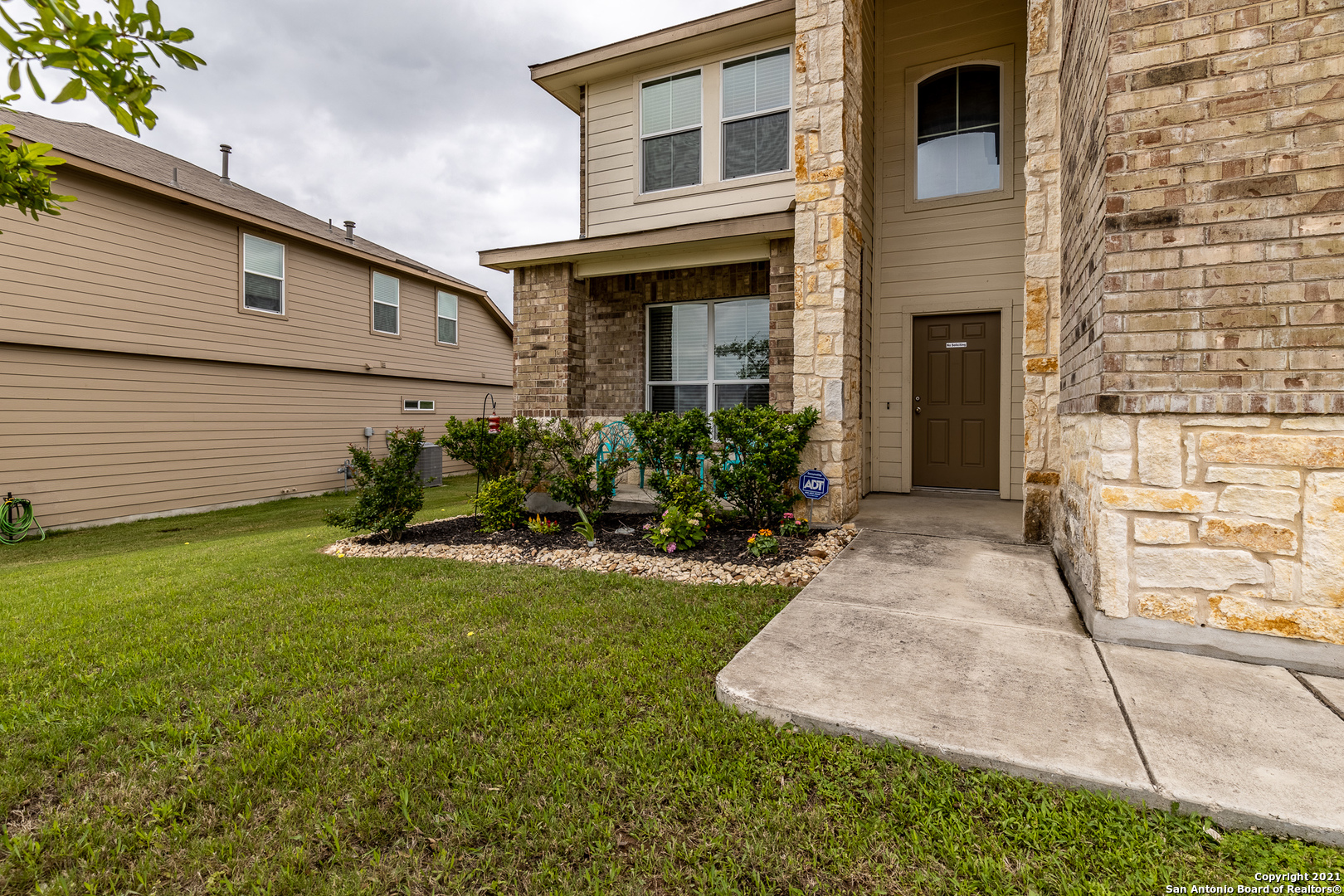 740 Smooth Wine Cibolo TX 78108