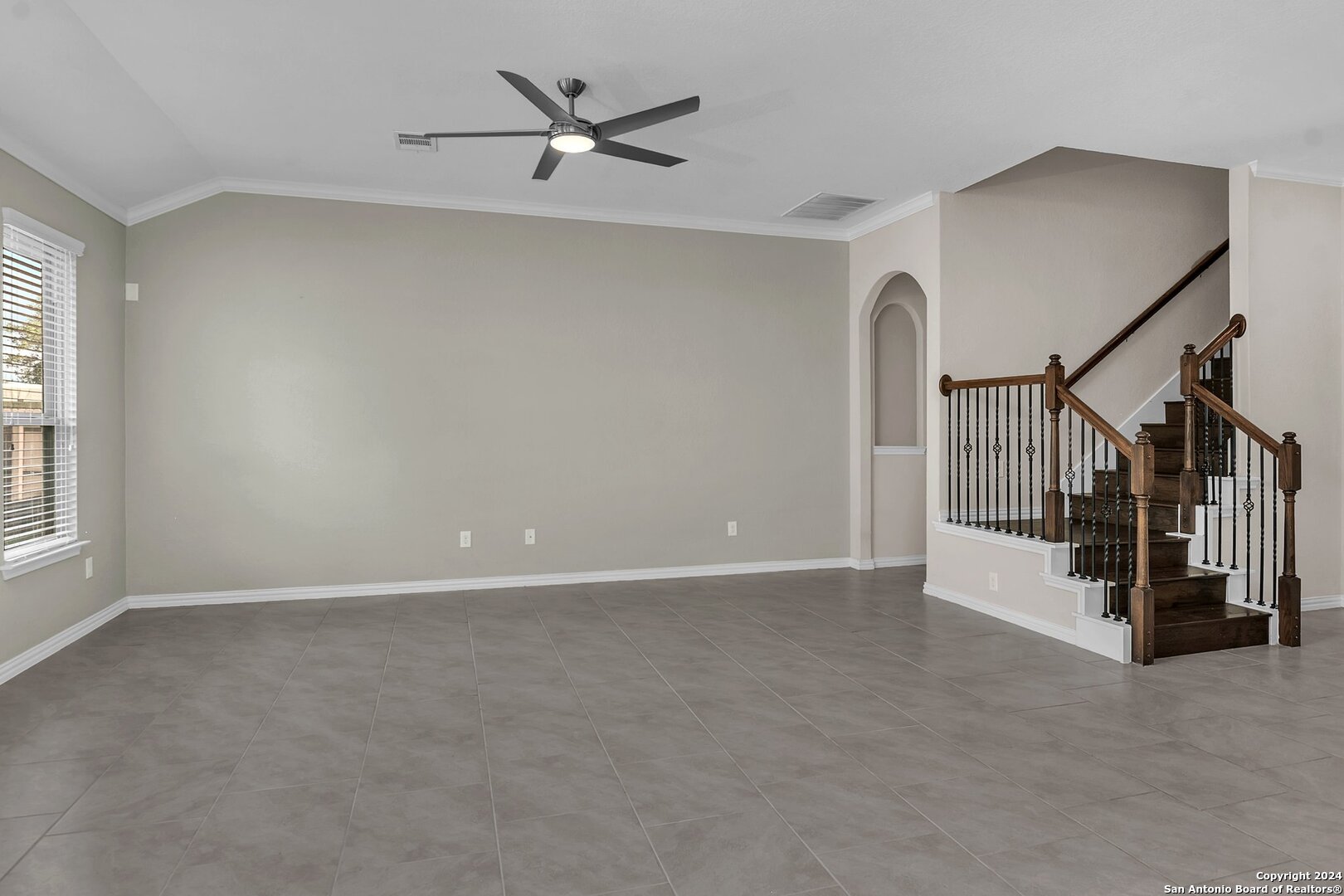 10423 Monicas Creek Schertz TX 78154