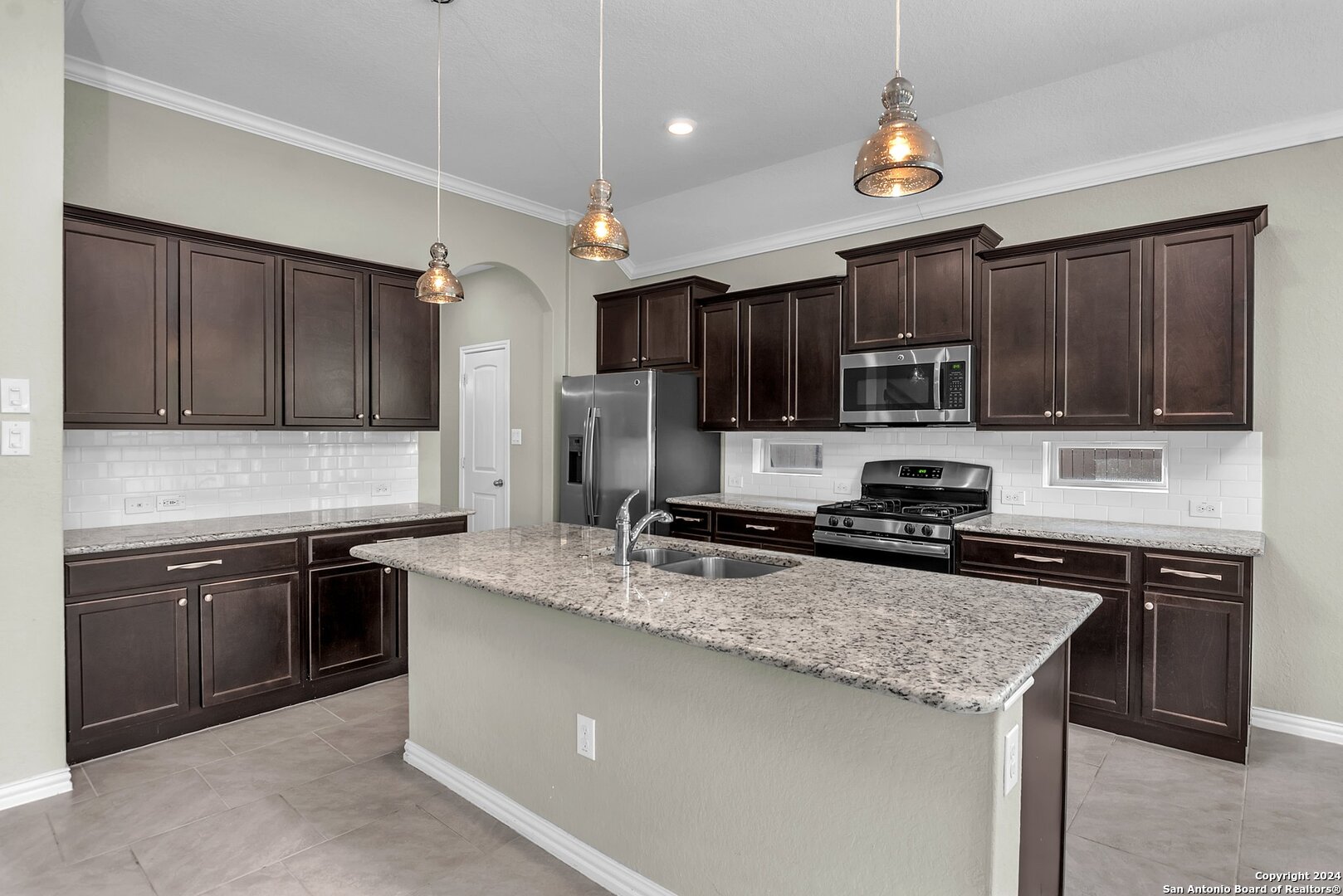 10423 Monicas Creek Schertz TX 78154