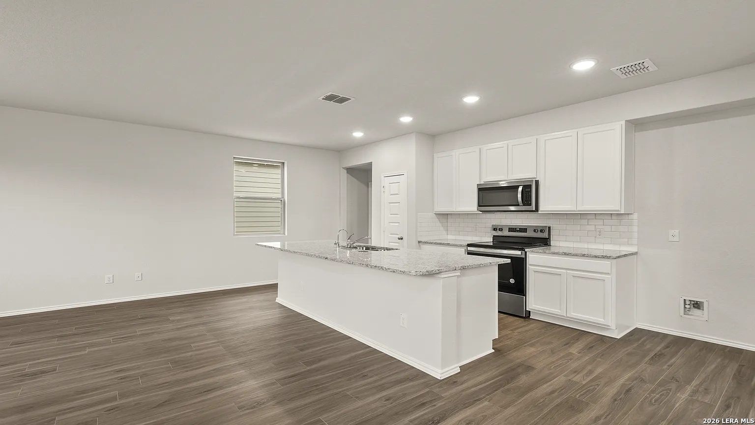 9307 Graze Land San Antonio TX 78223