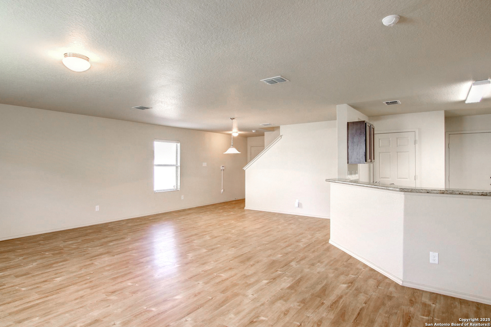 8915 Ashley Wilkes San Antonio TX 78221