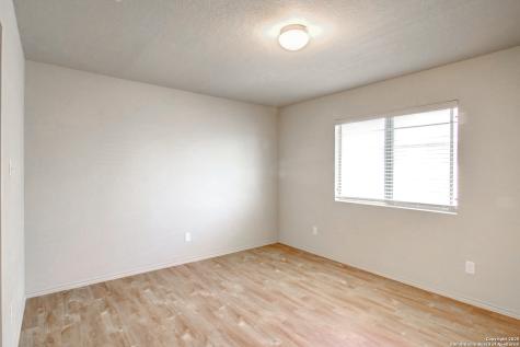 8915 Ashley Wilkes San Antonio TX 78221