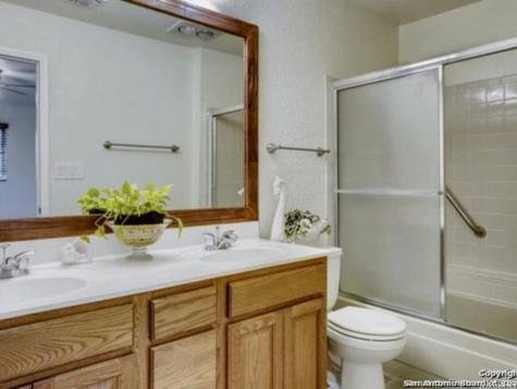 11843 Braesview San Antonio TX 78213