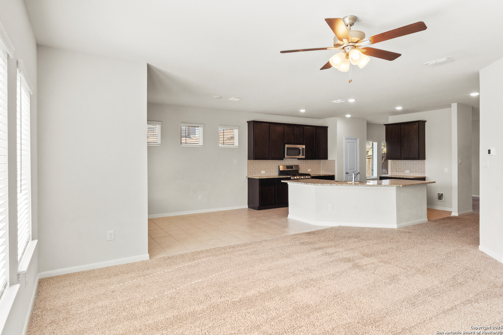 8904 Portobello Way Converse TX 78109