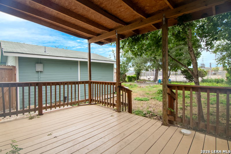 560 W Highland Boulevard San Antonio TX 78210