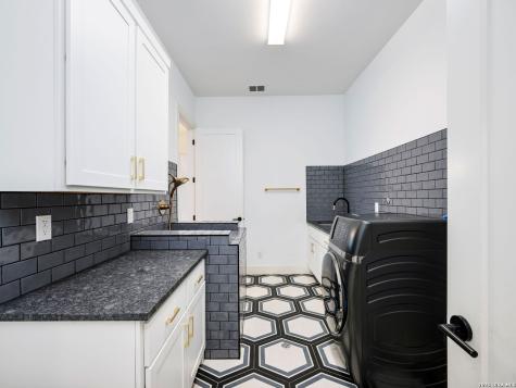 111 Wellesley Landing San Antonio TX 78231