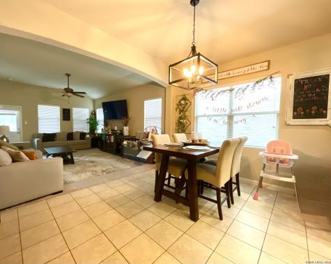 8715 Yormis Nest San Antonio TX 78251