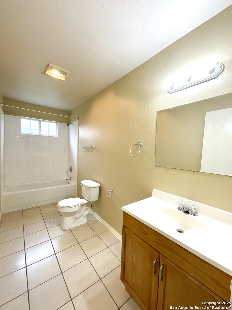 7560 Oak Chase San Antonio TX 78239