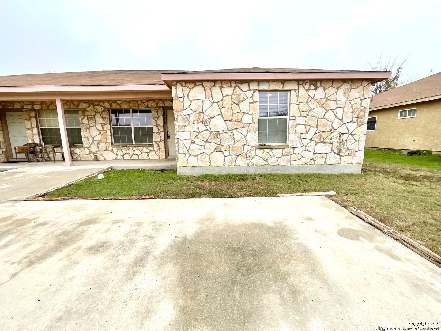 7560 Oak Chase San Antonio TX 78239