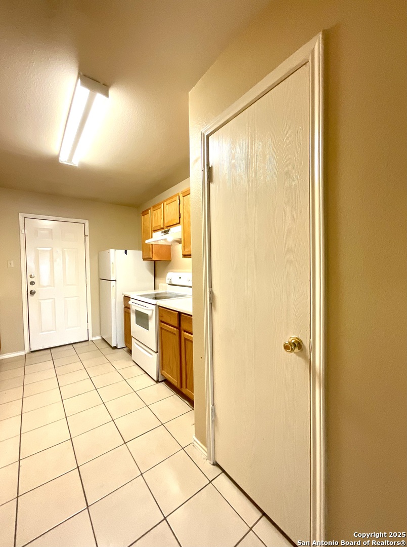 7560 Oak Chase San Antonio TX 78239