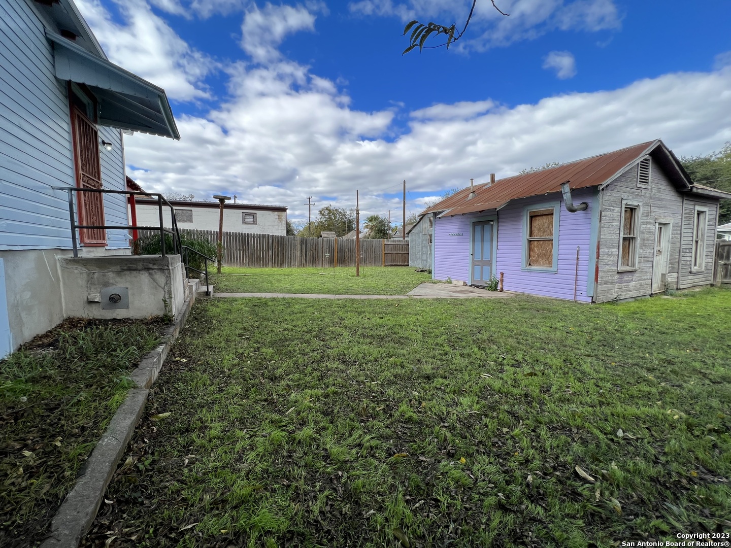 1011 Dawson Street San Antonio TX 78202