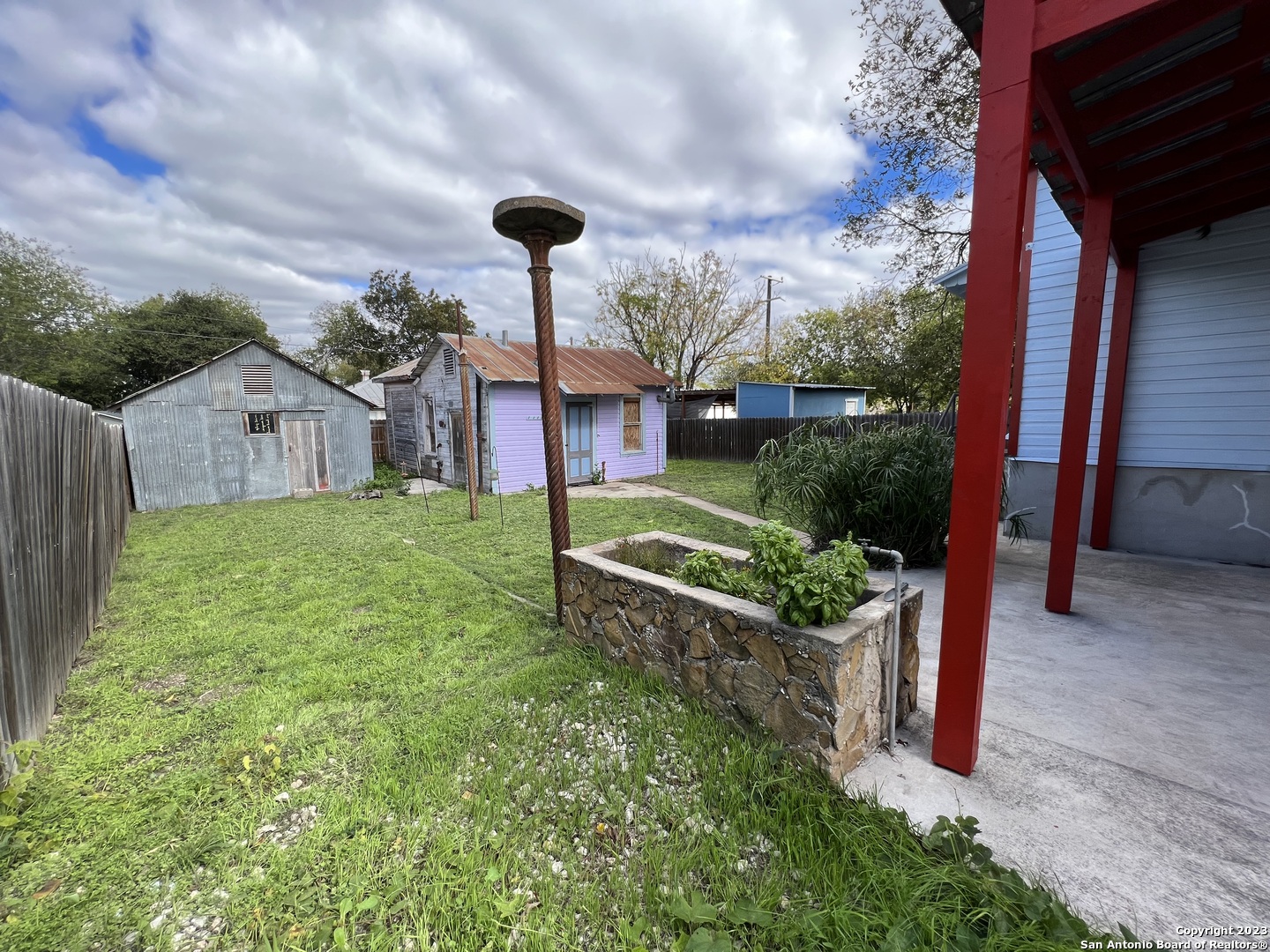 1011 Dawson Street San Antonio TX 78202