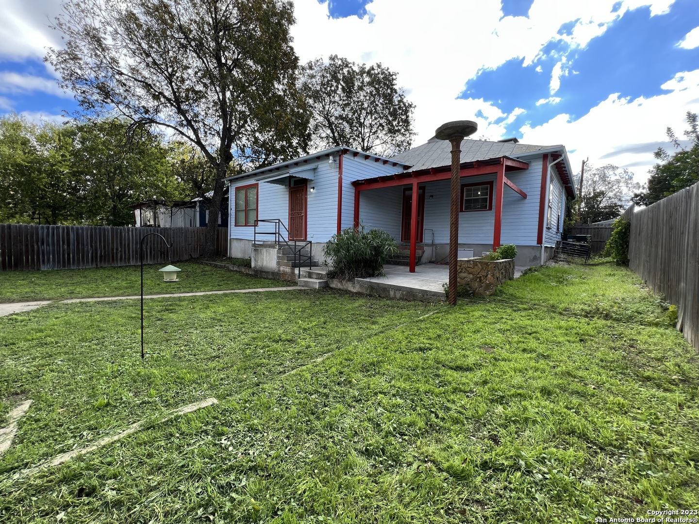 1011 Dawson Street San Antonio TX 78202