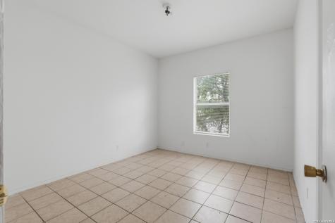 1706 W Craig Place San Antonio TX 78201