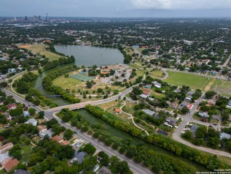 2231 W Woodlawn San Antonio TX 78201