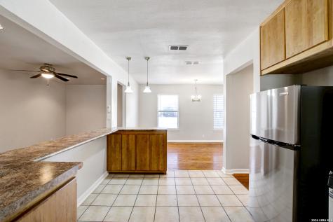 434 Schmeltzer Lane San Antonio TX 78213