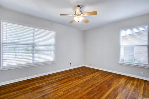 434 Schmeltzer Lane San Antonio TX 78213
