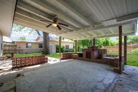 434 Schmeltzer Lane San Antonio TX 78213