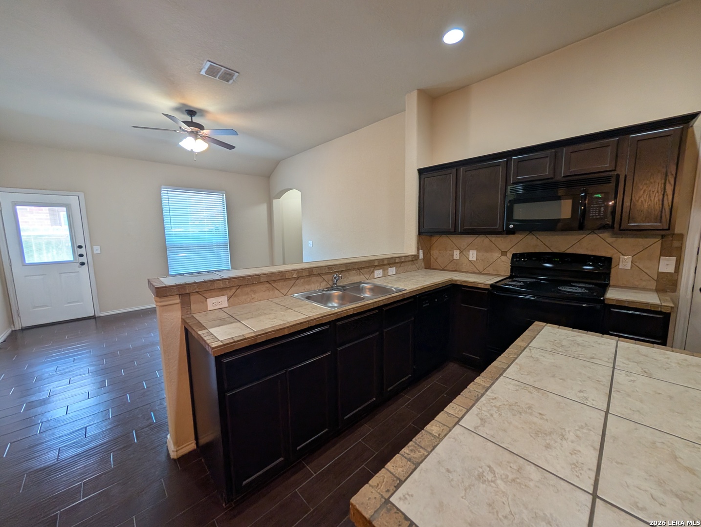 660 Creekside Circle New Braunfels TX 78130