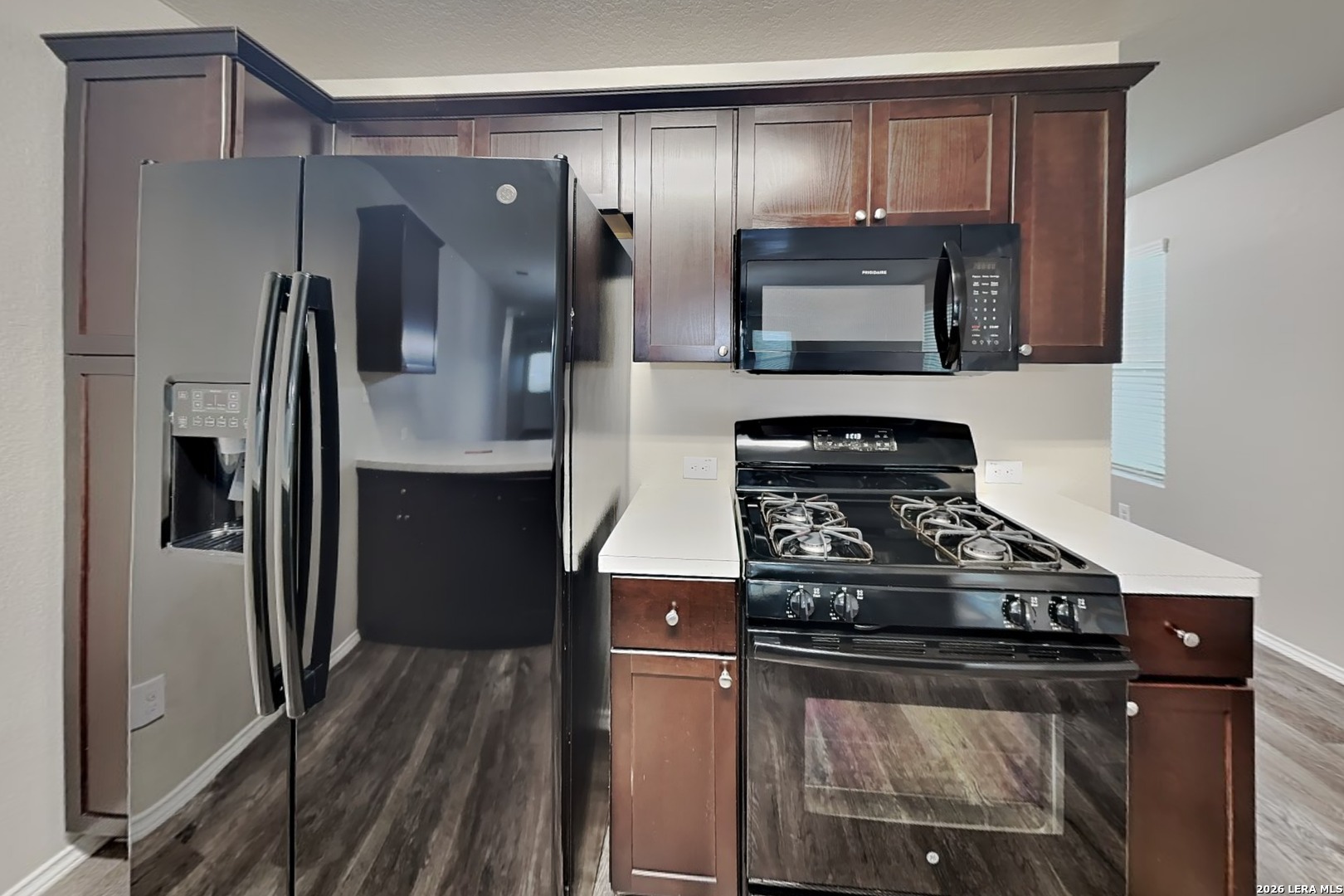 8518 Amistad Cove Converse TX 78109