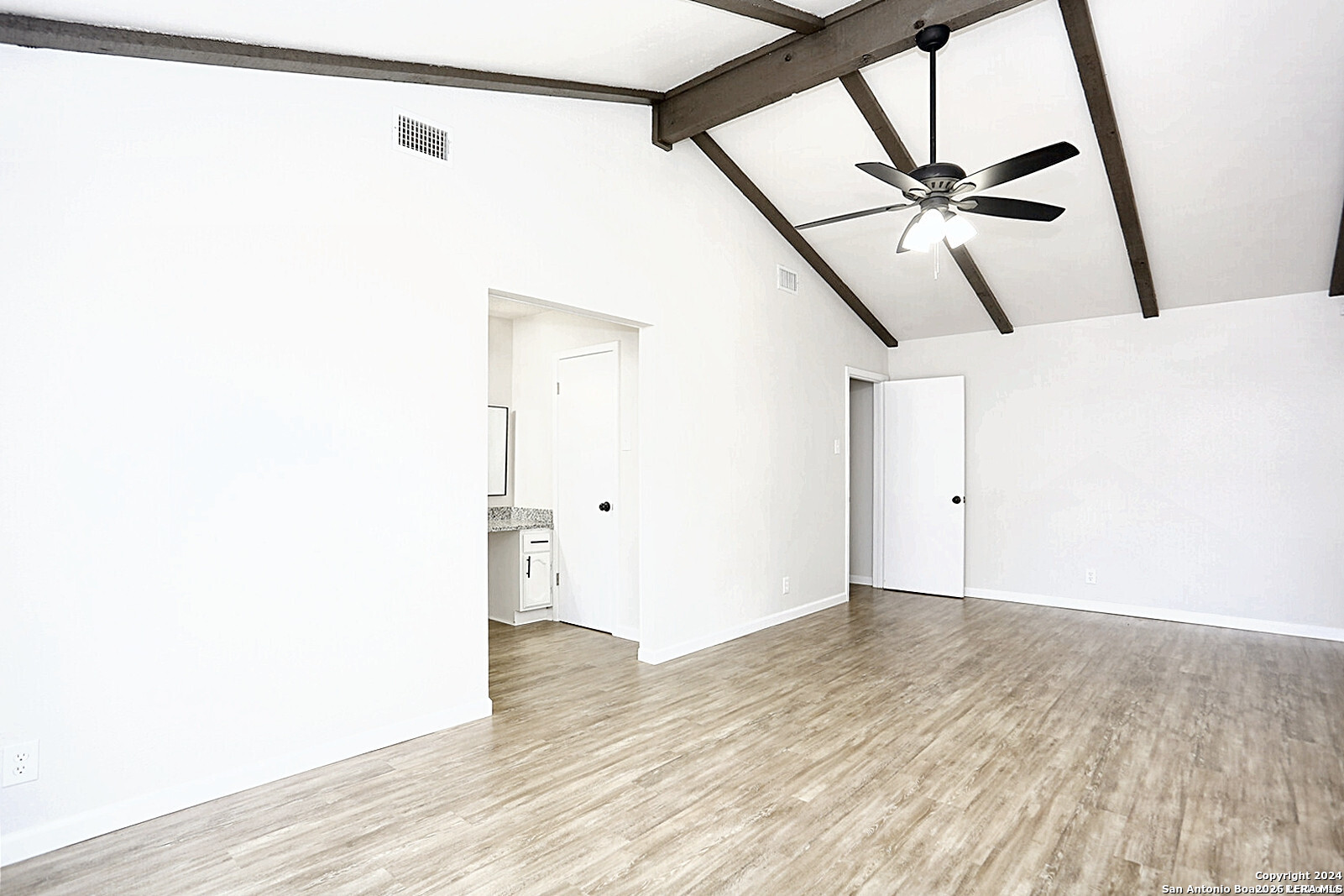 1074 Ferdinand Drive San Antonio TX 78245