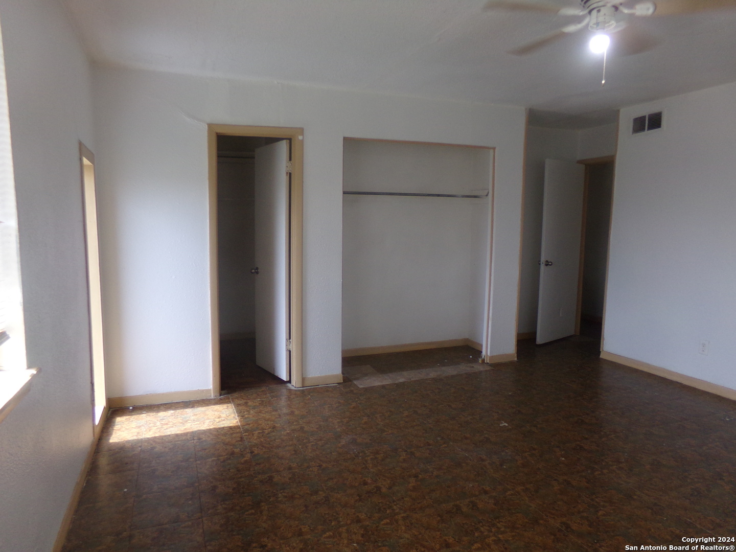 4835 Gus Eckert San Antonio TX 78240