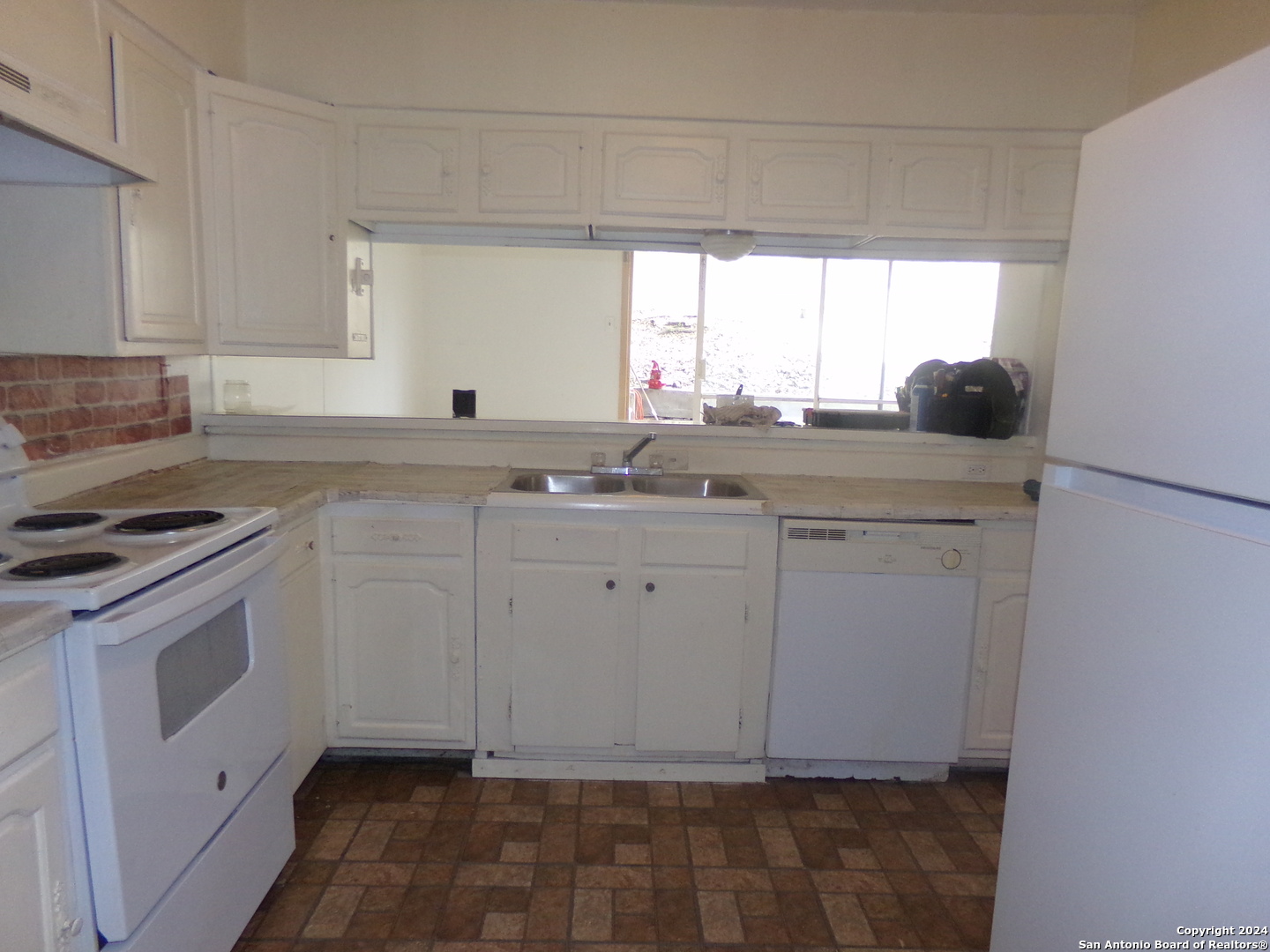 4835 Gus Eckert San Antonio TX 78240