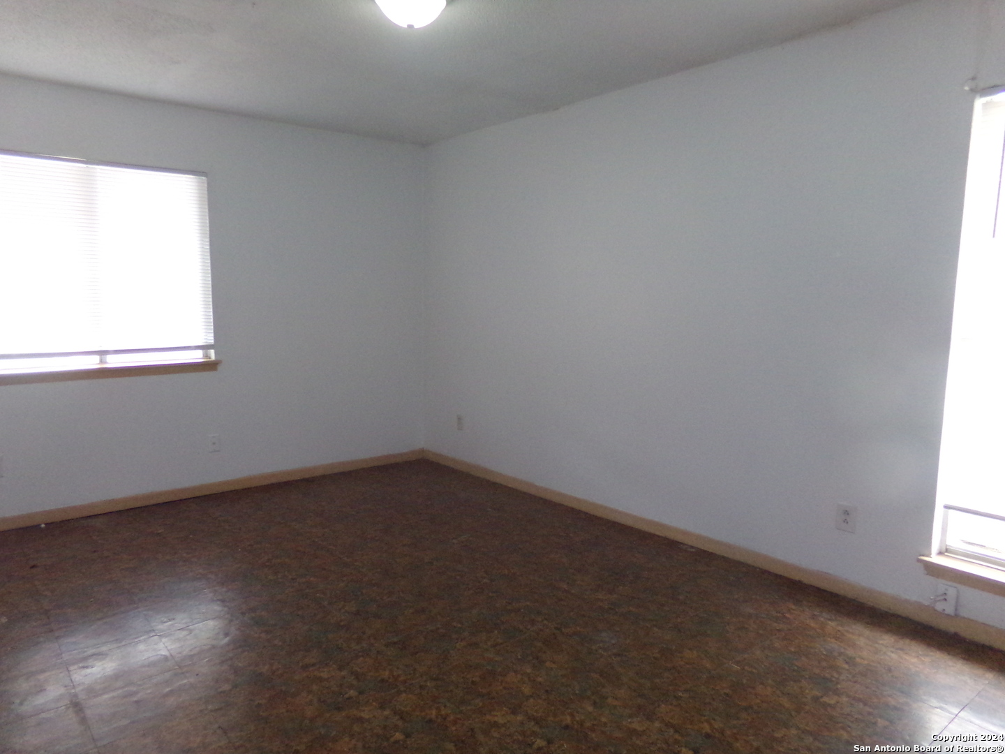 4835 Gus Eckert San Antonio TX 78240