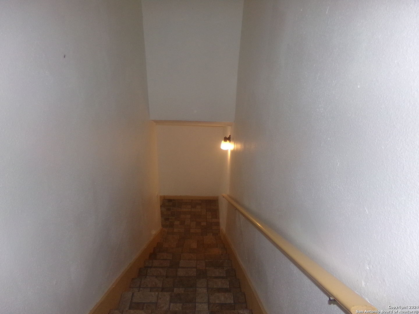 4835 Gus Eckert San Antonio TX 78240